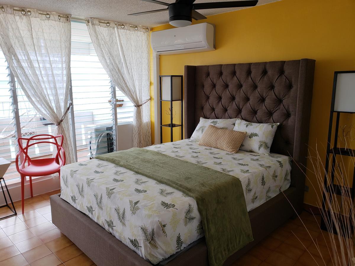 Gorgeous Beach Front Studio With Electricity Water Ac Apartment Luquillo Ngoại thất bức ảnh